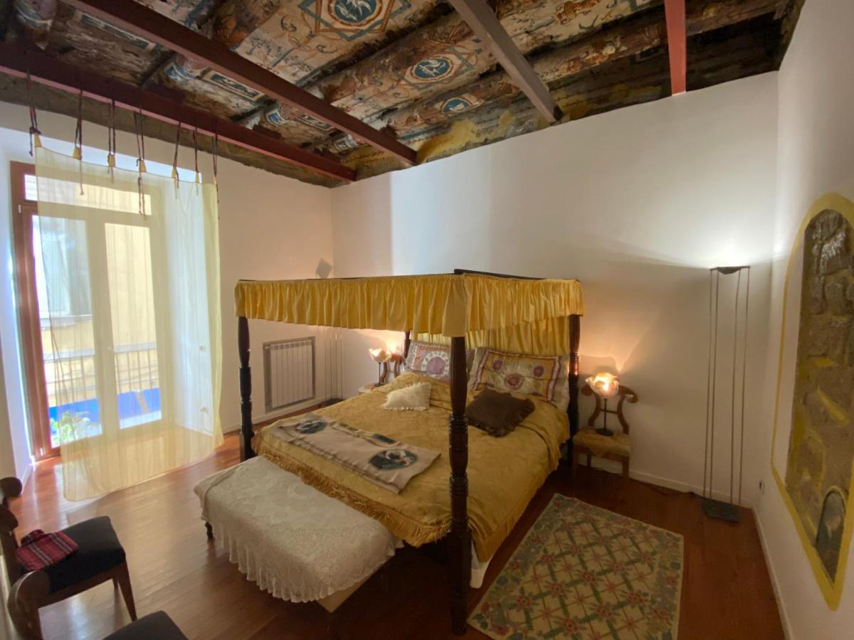 Апартаменти Casa Tiare, The Heart Of Piazza Plebiscito Неаполь Екстер'єр фото